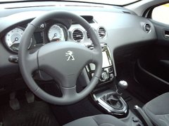 Peugeot 308 Allure 1.6 5p. - tienda online