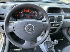 Renault Clio Campus 1.2 3p. en internet