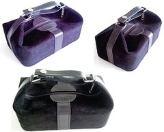 Necessaire en gamuza & cuero en internet