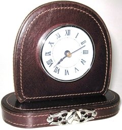 Reloj forrado en cuero - comprar online