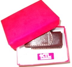 Packaging premium a medida - Cueros del Sur