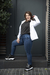 Jeans elastizado con lazo y tiro alto azul - comprar online