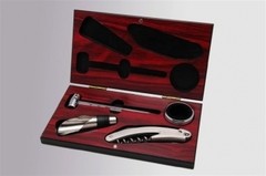 Set de Vino en caja madera con imán