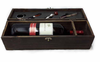 estuche de vino con accesorios forrado en cuero vacuno