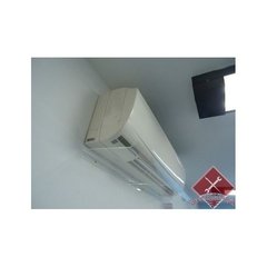Defletor para Ar Condicionado Split - 90 x 35 cm