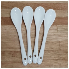 CUCHARITA PORCELANA