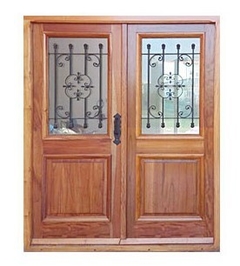 Puerta Colonial