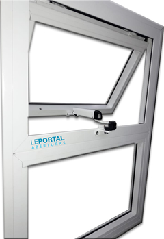 Ventana linea Modena con contramarco con sistema de brazo de empuje