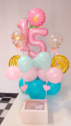 Bouquet pink y aqua con curlys doradas + caja decorada en internet
