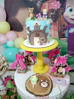 Petit party deco Masha y el Oso desde en internet