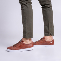 Zapatilla Quequen Marron brillo - comprar online