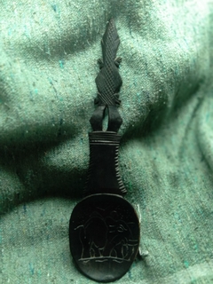 CUCHARA EN MADERA DURA