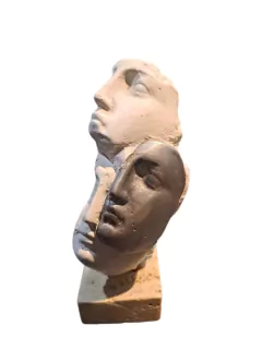 ESTATUILLA EN PIEDRA y YESO