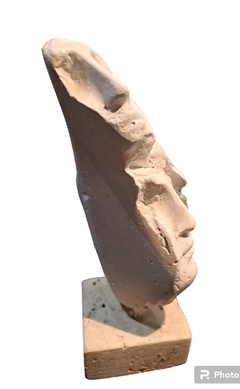 ESTATUILLA EN PIEDRA y YESO - comprar online
