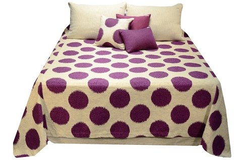 Cubre Cama Queen: 2.50 x 2.60 / King: 2.70 x 2.60 Diseño BAMBÚ