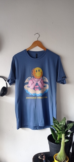 Velvet Remera Emotional Difficulties
