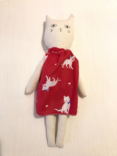 GATITA VESTIDO ROJO