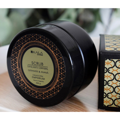 EXFOLIANTE CORPORAL GERANIOS & ANANÁ