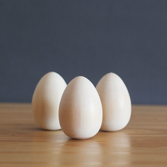 Huevos de madera