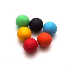 Esferas coloridas grandes