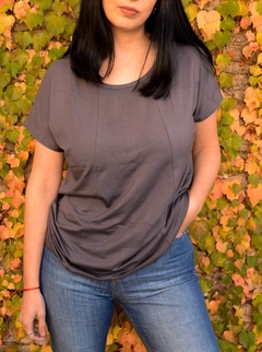 Remera BASICA GRIS