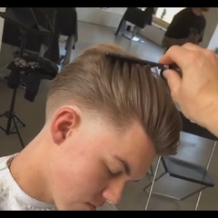 Pente dentes largos dobrável (Modelo usado pelo Josh Lamonaca) na internet