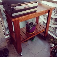 MESA AUXILIAR "BALCÓN" 1 x 0,5 CON RUEDAS