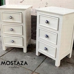 Mesa de Luz Chic 3 Cajones