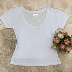 T- shirt gola careca manga curta podrinha