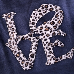 T-shirt gola careca LOVE ANIMAL PRINT - comprar online
