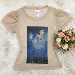 T-shirt gola careca manga curta PRINCESAS - comprar online
