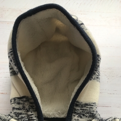 Campera de hilo y poliester. H&M. 6-9 meses en internet