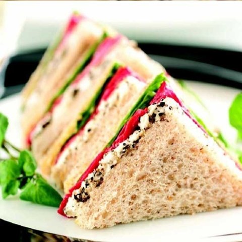 Promo 24 Sandwichs de Miga Triples Especiales