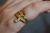 Anillo enredadera Evelyn con capullitos de Piedra Luna - comprar online