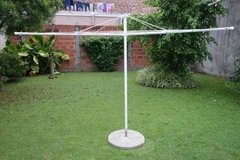 Calesita Con Base De Cemento Metalúrgica
