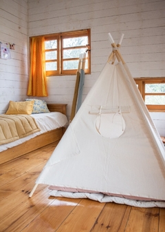 CARPA TIPI CON VENTANA Y CORTINA - CRUDO
