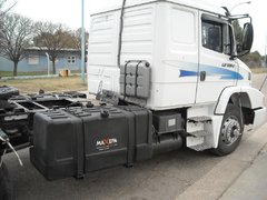 Tanque lateral 570 litros con soportes