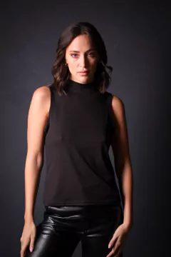 Remera Aoni - Anna Clothing 