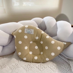 ALMOHADA CENTRO CONCAVO BLANCA CON ESTRELLAS GRIS - comprar online
