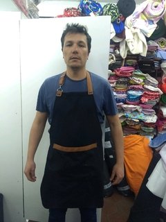 Delantal gabardina con mosquetón - tienda online