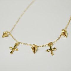 COLLAR CRUZ Y CONO
