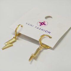 ARETES RAYO DORADO
