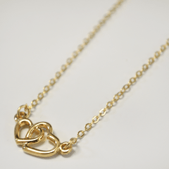 CADENA DIJE CORAZONES ENTRELAZADOS