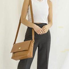 CROSS BODY NURIA MORERA CHICA CAMEL - comprar en línea