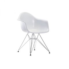 Sillon Eames blanco con base cromada