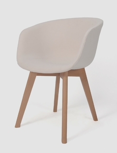 Sillon Tulip Tapizado Beige pata Madera