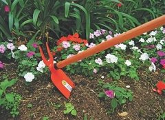 Azada dos puntas con cabo de 110 cm TRAMONTINA - comprar online