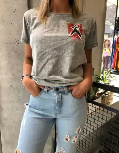 REMERA BOWIE GRIS