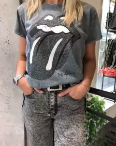 Remera Stones gris