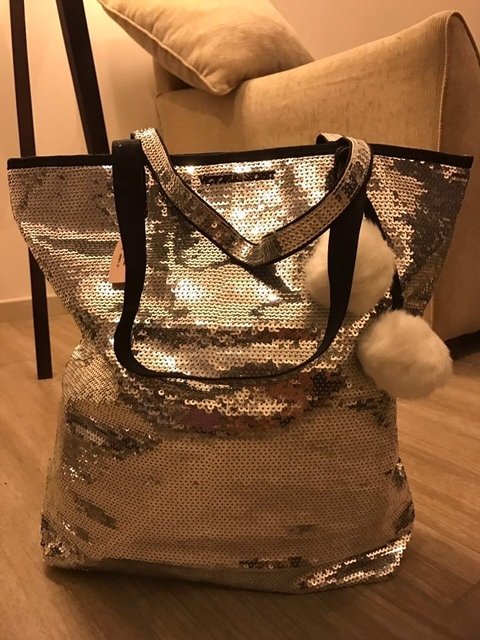 Bolso lentejuelas plata Victoria's Secret - Poli Store
